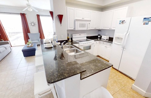 Panama City Beach Condo | 5th Floor Gulf Front Corner Unit! Free round of Golf & Activities Every Day!