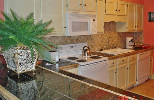 Fort Walton Beach Condo | 5th floor Gulf Front Condo (Sea Oats Condo)