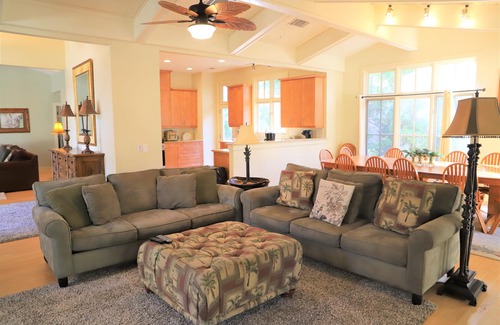 Sea Pines House | 5th Row, Sea Pines-South Beach, Private Pool, Private Path to Beach, 4 EnSuites