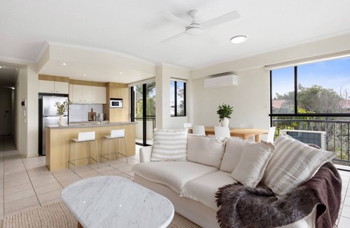 Coolum Beach Apartment | 6/12 First Ave, Coolum Beach