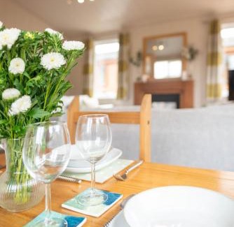 Mullacott House | 6 Atlantic Crescent Lodge - 2 Bed-Sleeps 4-TJS6AC