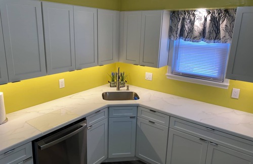 Bradley Beach House | 6 Bdrms 3 Blks to Beach Driveway Central A/C, Pet Friendly, Beach Badges Incl.