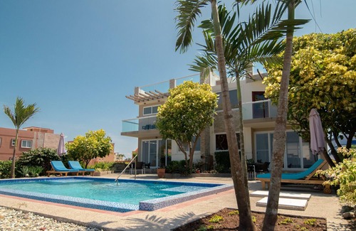 Mirador San Jose Villa | 6 Bed Executive Ocean Front Villa