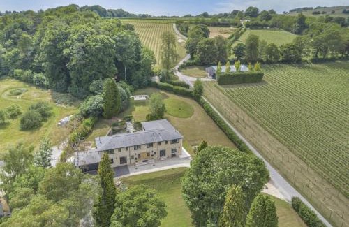 Inchbrook House | 6 Bed in Woodchester oc-w32604