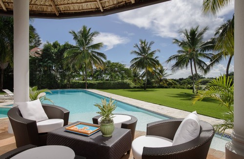 Las Lomas Villa | 6 Bedroom-10,000 Sq Ft Tropical House at Dye Fore's #8