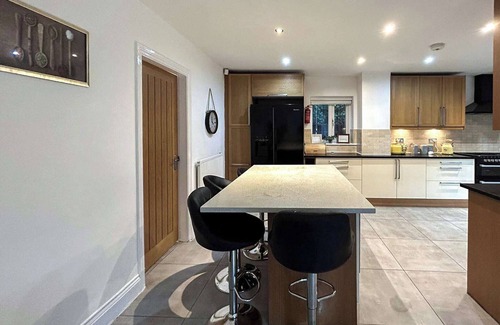 Poulton-le-Fylde Cottage | 6 bedroom accommodation in Singleton, near Poulton-le-Fylde
