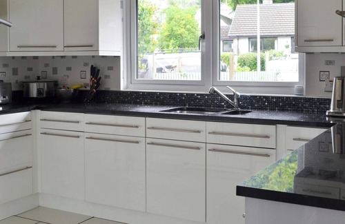 West Laroch Cottage | 6 bedroom accommodation in Ballachulish, near Fort William