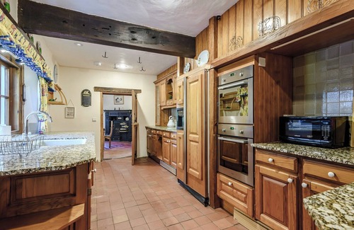 Skendleby Cottage | 6 bedroom accommodation in Skendleby Psalter, near Alford