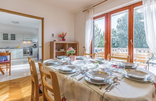 Pavicini House | 6 bedroom beautiful home in Segotici