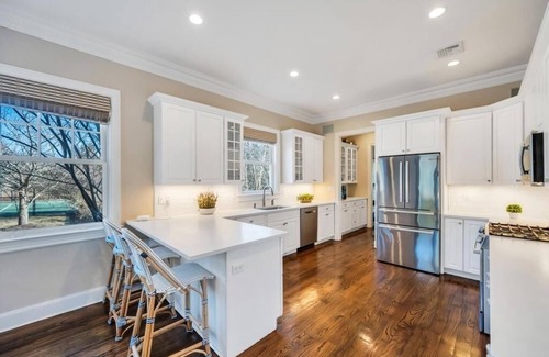 Water Mill House | 6 Bedroom Bridgehampton Estate, Private Tennis, Minutes from Ocean Beaches