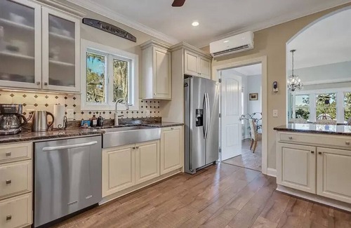 Meridian House | 6 Bedroom house on 2.5 acres with Panoramic Marsh Views! Golden Isles
