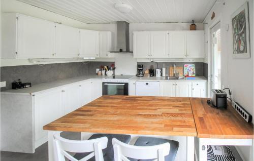 Vittaryd House | 6 Bedroom Pet Friendly Home In Vittaryd