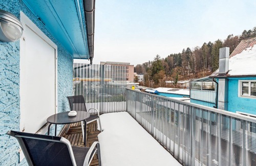 Bergdietikon Apartment | 6-Bedroom Retreat in Dietikon – Ideal for Groups