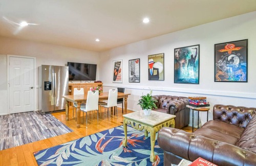 SeaTac House | 6 bedrooms | Grill | Large Patio