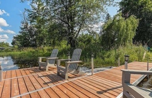 Mississippi Mills House | 6 bedrooms, optional chef, covered porch, salt water pool, kayaks, golf