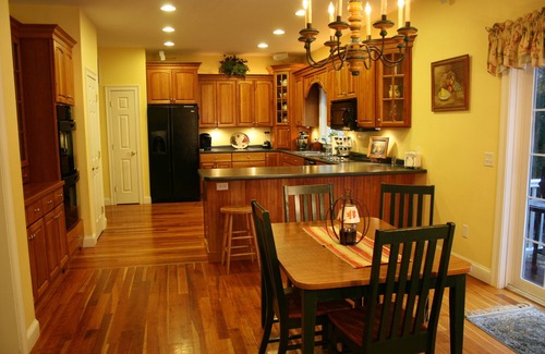 Wells House | 6 Bedrooms, Pool, Jacuzzi, Amazing Landscape, Sleeps 12
