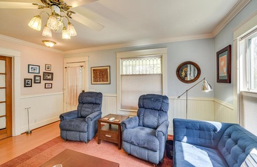 San Jose House | 6 Blocks to SJSU Cozy Bungalow with Deck and Koi Pond