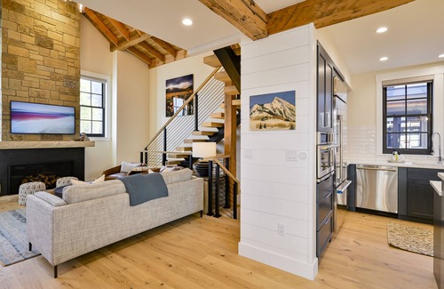 Crested Butte Cottage | 6-Cottage Bundle at Academy Place