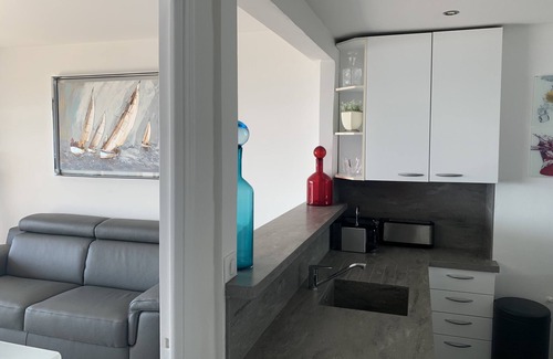Cannes City Centre Apartment | 6 Croisette - luxury apartment - 2 rooms - 7th floor - large terrace
