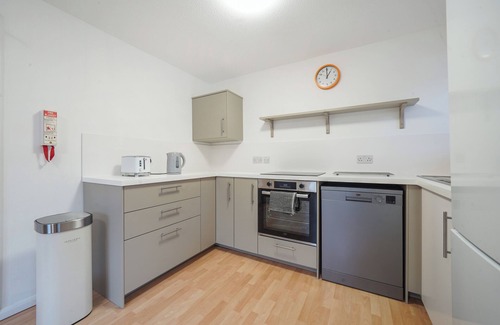 Tollington House | 6 Double Bedroom House - Archway, Islington