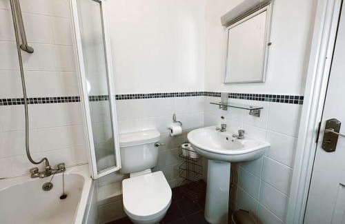 Knightstown House | 6 Knightshaven Holiday Village - Valentia Island
