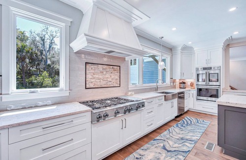 Hilton Head Island House | 6 Laurel - Luxury kitchen, pool, spa, and fire pit. 2 minute walk to beach. Sleeps 23.