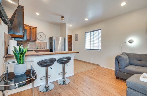 Mid City Apartment | 6 Mi to Griffith Park: Apt in Los Angeles w/Yard!
