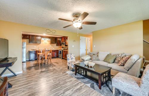 Liberty House | 6 Mi to Lake Liberty Pet-Friendly Home with Yard