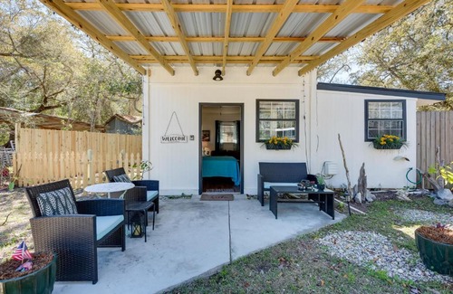 Magnolia Bluffs Apartment | 6 Mi to St George Island Cozy Gulf Coast Retreat!