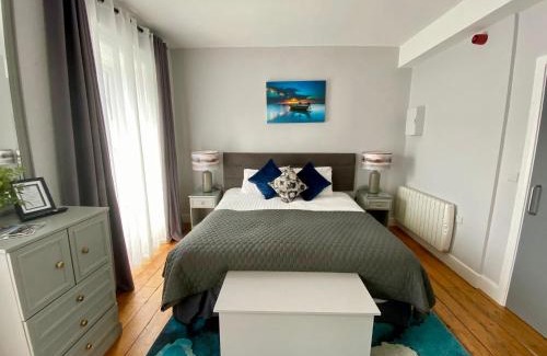 Bantry Apartment | 6 New Street Bantry Selfcatering BnB Apartment 1