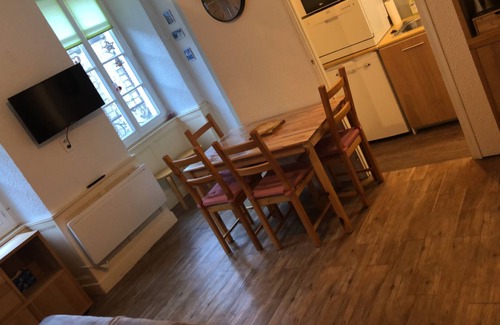Eaux-Bonnes Apartment | 6 person apartment in the mountains!