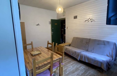 Eaux-Bonnes Apartment | 6 person apartment in the mountains!