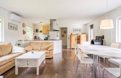 Houstrup House | 6 person holiday home in Nørre Nebel