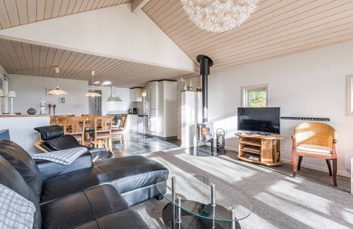 Houstrup House | 6 person holiday home in Nørre Nebel