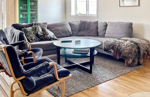 Storlinge House | 6 person holiday home in KÖPINGSVIK