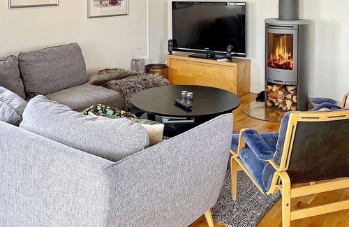 Storlinge House | 6 person holiday home in KÖPINGSVIK