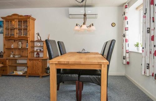 Tønder Municipality House | 6 person holiday home in Bredebro
