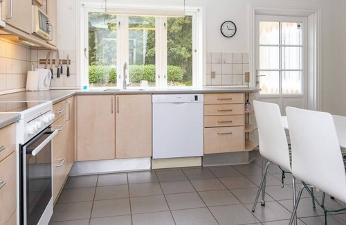 Vragard House | 6 person holiday home in Højer