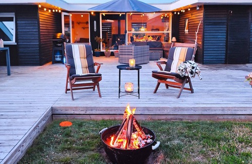Hejlsminde Strand House | 6 person holiday home in Hejls-By Traum