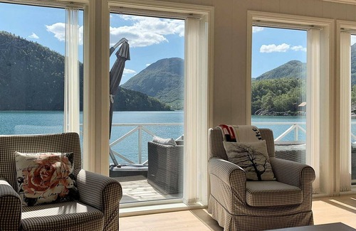 Etne House | 6 person holiday home in ETNE