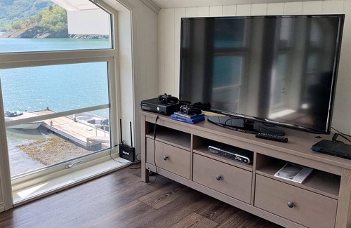 Etne House | 6 person holiday home in ETNE