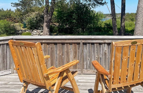 Ellos House | 6 person holiday home in ELLÖS