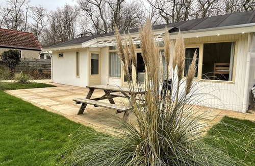 Dishoek House | 6 Persons Holiday bungalow in Koudekerke Dishoek right on the beach