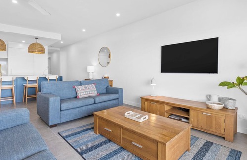 Sunshine Beach Apartment | 6 Seabreeze - Spacious Newly Renovated Apartment with Ocean Views
