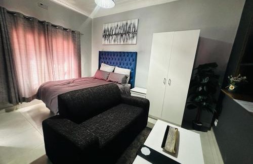 Bezuidenhout Valley House | 6 the Curve Unit 17