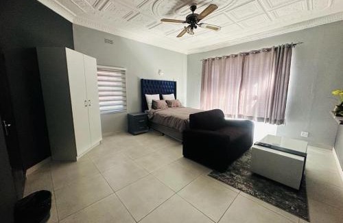 Bezuidenhout Valley House | 6 the Curve Unit 19