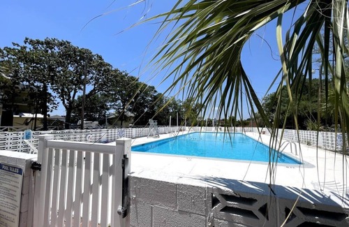 Windy Hill Apartment | #6 "The village" warm Studio + pool