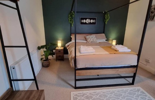 Sandbach Apartment | 60 m² Apartment ∙ 1 bedroom ∙ 4 guests