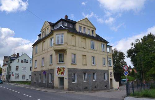 Limbach-Oberfrohna Apartment | 60 m² Apartment ∙ 2 bedrooms ∙ 5 guests