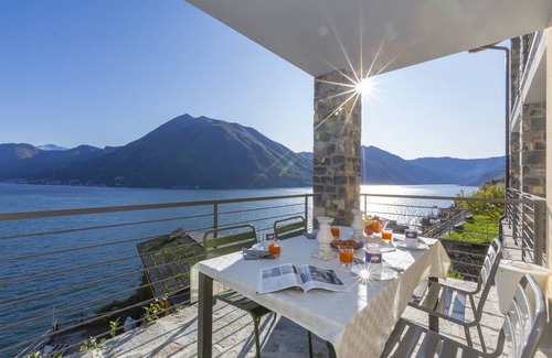 Argegno Apartment | 60 m² Apartment ∙ 2 bedrooms ∙ 4 guests